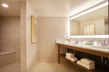 The Riverside, BW Premier Collection - 100