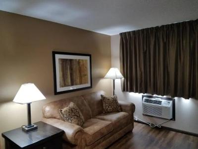 Americas Best Value Inn and Suites Bismarck - 31