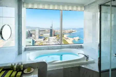 Hilton Fukuoka Sea Hawk - 98