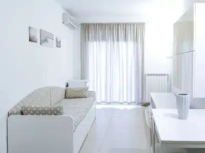 Isa Fiumicino Airport Residence - 40