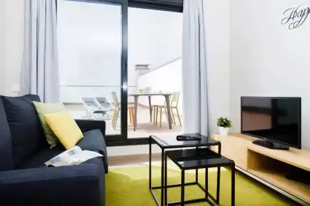 Feelathome Plaza Apartments - 35