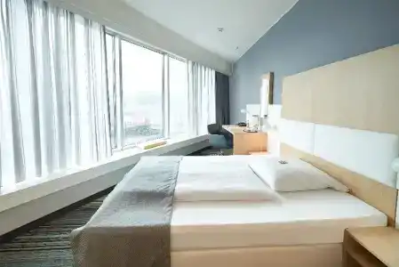Premier Inn Wurzburg - 56