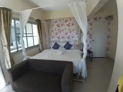 Pearl@HuaHin - 27
