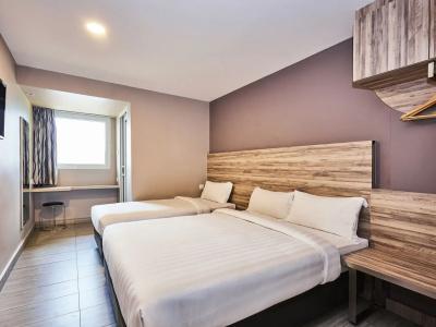 Ibis Budget Singapore Crystal - 35