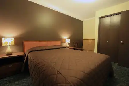 Bowmont Motel - 31