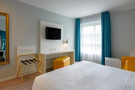 Ibis Styles - 69