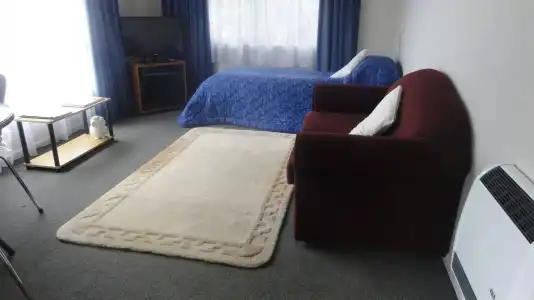 Admiral Motel - 1