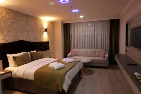 Eli̇t Otelhan - 4