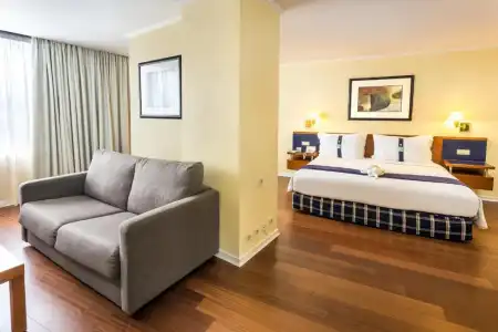 Holiday Inn Lisbon by IHG - 103