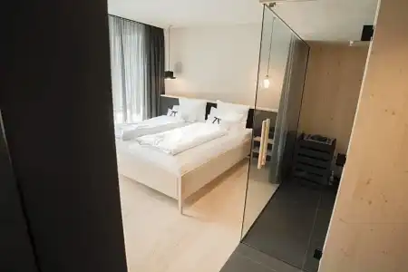 Amrai Suites - 95