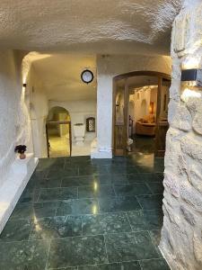 Abu Hayat Cave Suites - 14
