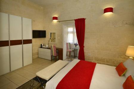 Julesy's Bnb - 5