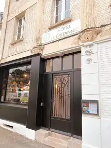 Hôtel Ambassadeurs - 34