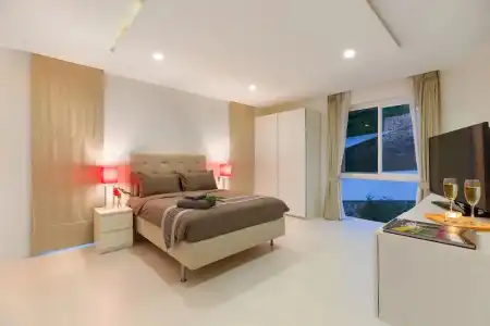 Luxury Apartment Unique Residences - 75
