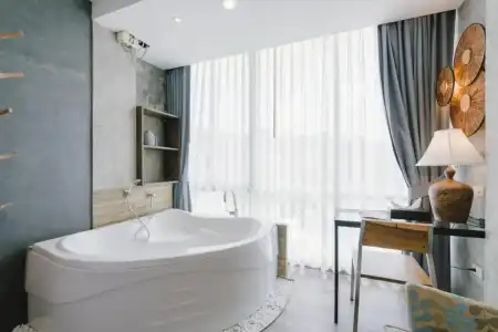 Patong Signature Boutique - 90
