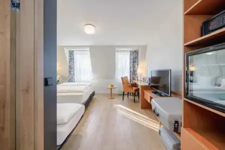PLAZA INN Koln - 54