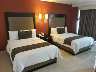 & Suites PF - 5