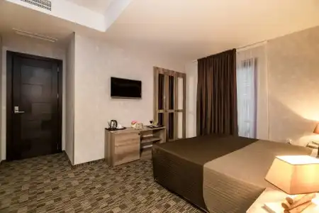 Old Side Boutique - 6