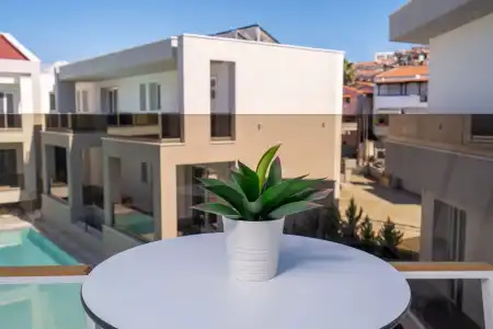 Mirablue Luxury Residences - 59