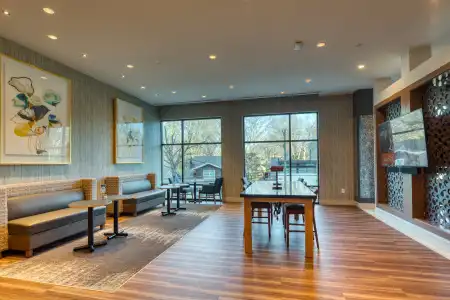 Holiday Inn Express & Suites Charlotte - South End by IHG - 39