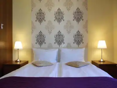 Trendy Deluxe Apartments - 35