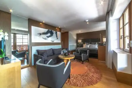 Hôtel Le Strato - 95
