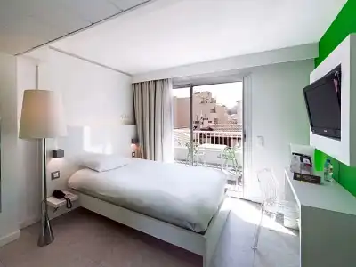 ibis Styles Menton Centre - 75
