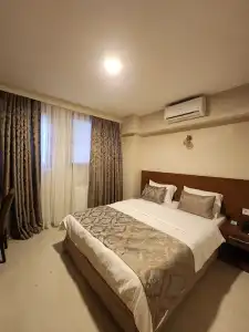 Comfort Suite Taksim - 40