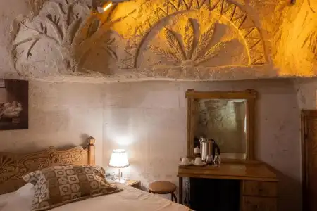Sunset Cave - 132
