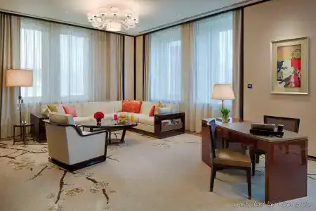 The Peninsula - 4