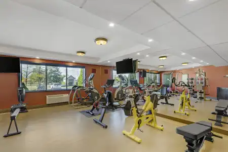 Best Western Plus Stoneridge Inn & Conference Centre - 20