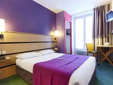 Hôtel Kyriad Paris 10 — Canal Saint Martin-République - 38