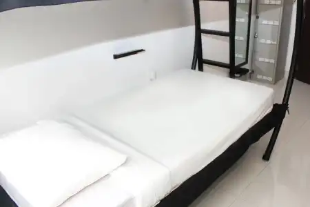 Sla Boutique Hostel - 35