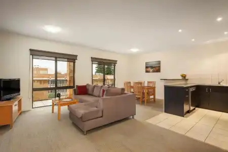 Quest Warrnambool - 40