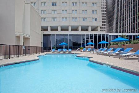 The Whitehall Houston - 18