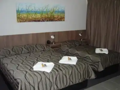 Main Street Motel - 23