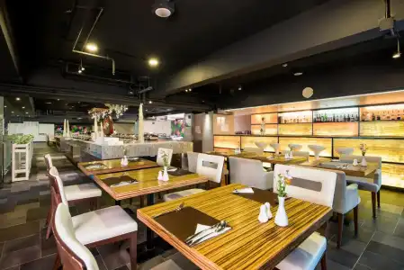 Furama Silom - 14