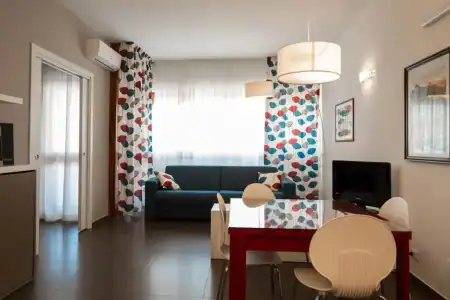 Marbela Apartments & Suites - 86