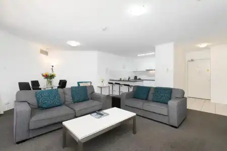 The Astor Apartments - 22