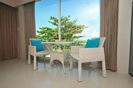 Chalong Beach Front Residence - 30