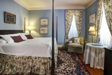 200 South Street Inn - 5