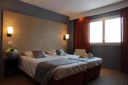 Hôtel Red Fox - 91
