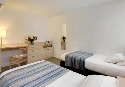 Hôtel ALBA - 55