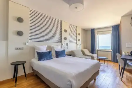 Kyriad Saint Malo centre Plage - 164