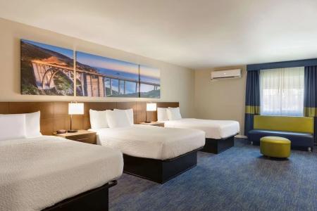 Days Inn & Suites by Wyndham Anaheim at Disneyland Park - 28