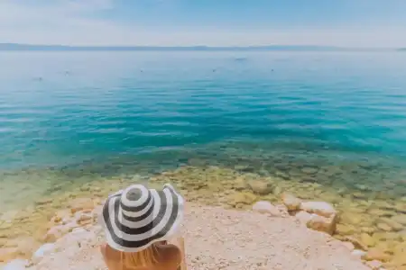 Romana Beach Apartments - 17