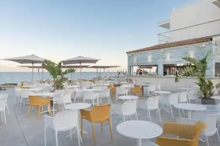 Atolon & Kaafu Beach Club - 21