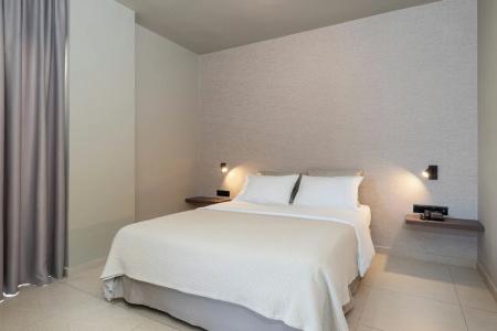 Hotel - 136