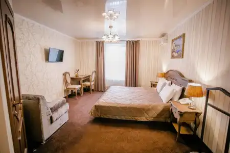 Aristocrat - 27