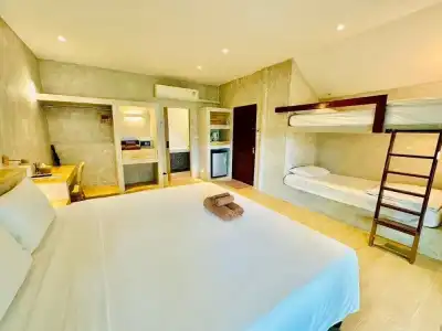 Twin Bay Resort - 263